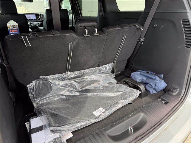 2026 Chrysler Grand Caravan SXT (Stk: MU2394) in London - Image 7 of 28