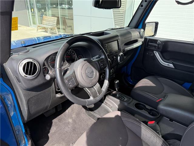 2015 Jeep Wrangler Unlimited Sahara (Stk: U11054A) in London - Image 10 of 19