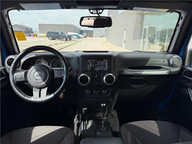 2015 Jeep Wrangler Unlimited Sahara (Stk: U11054A) in London - Image 13 of 19