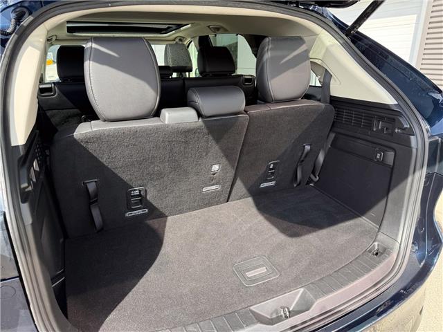 2025 Mazda CX-90 MHEV GT (Stk: U11136) in London - Image 7 of 25