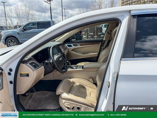 2015 Hyundai Genesis (Stk: U16531A) in London - Image 8 of 13 2015 Hyundai Genesis (Stk: U16531A) in London - Image 8 of 13