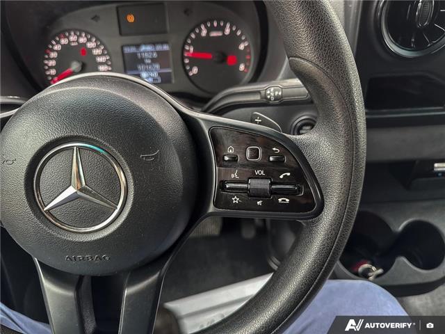 2021 Mercedes-Benz Sprinter 2500 Standard Roof I4 Diesel (Stk: L3194) in London - Image 16 of 25