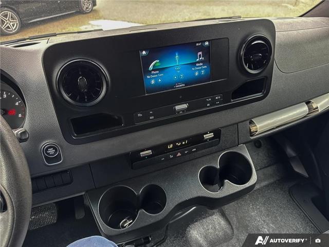 2021 Mercedes-Benz Sprinter 2500 Standard Roof I4 Diesel (Stk: L3194) in London - Image 19 of 25