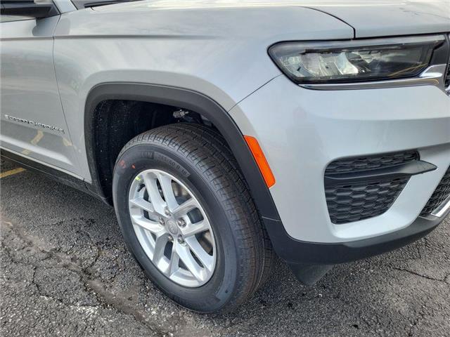 2026 Jeep Grand Cherokee Base (Stk: 260281) in Windsor - Image 10 of 24 2026 Jeep Grand Cherokee Base (Stk: 260281) in Windsor - Image 10 of 24