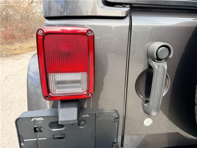 2018 Jeep Wrangler JK Unlimited Sahara (Stk: 16158A) in Newmarket - Image 46 of 48