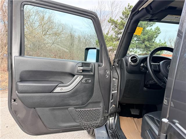 2018 Jeep Wrangler JK Unlimited Sahara (Stk: 16158A) in Newmarket - Image 8 of 48