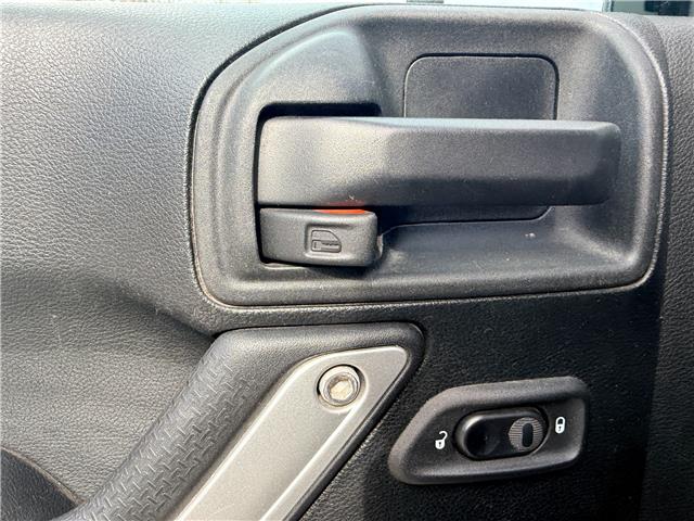 2018 Jeep Wrangler JK Unlimited Sahara (Stk: 16158A) in Newmarket - Image 12 of 48