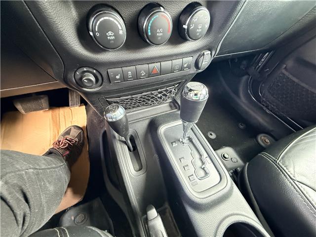 2018 Jeep Wrangler JK Unlimited Sahara (Stk: 16158A) in Newmarket - Image 23 of 48