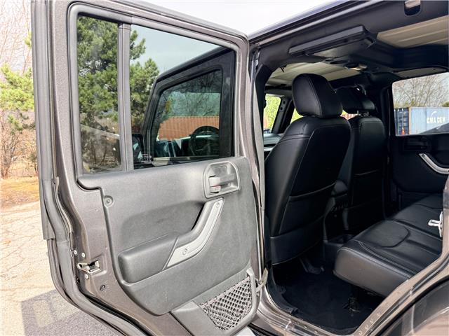 2018 Jeep Wrangler JK Unlimited Sahara (Stk: 16158A) in Newmarket - Image 30 of 48