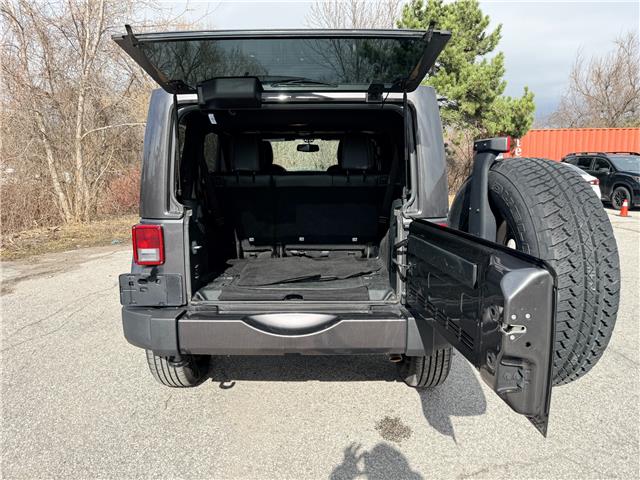 2018 Jeep Wrangler JK Unlimited Sahara (Stk: 16158A) in Newmarket - Image 33 of 48