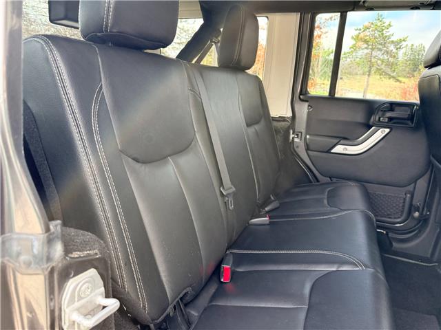 2018 Jeep Wrangler JK Unlimited Sahara (Stk: 16158A) in Newmarket - Image 37 of 48