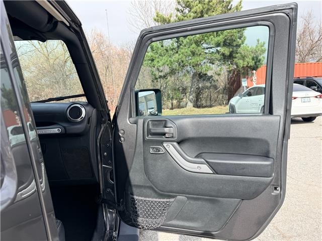 2018 Jeep Wrangler JK Unlimited Sahara (Stk: 16158A) in Newmarket - Image 41 of 48