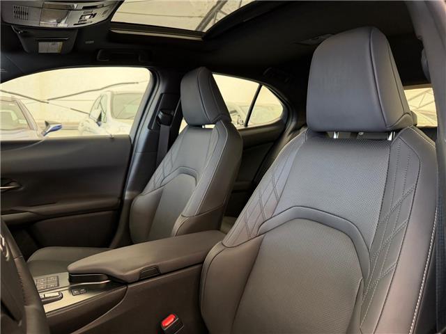 2025 Lexus UX 300h Base (Stk: 250843L) in Calgary - Image 6 of 18