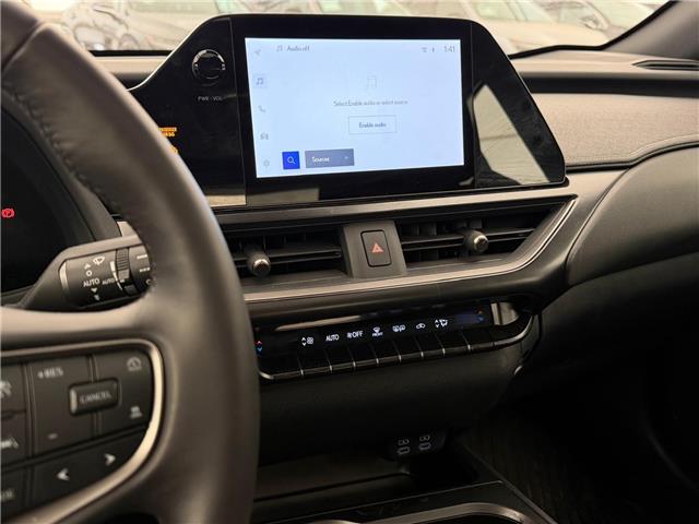 2025 Lexus UX 300h Base (Stk: 250843L) in Calgary - Image 14 of 18