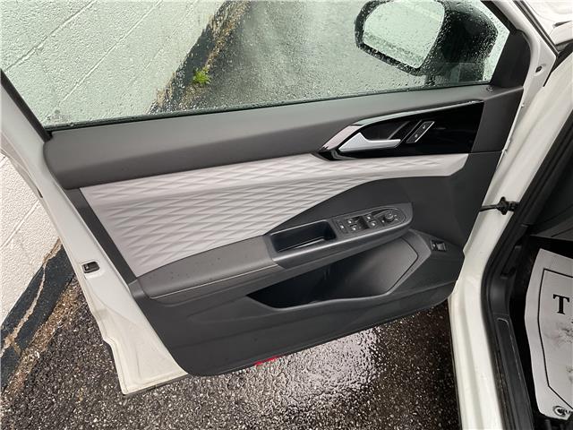 2024 Volkswagen Taos Trendline (Stk: 260370) in North Bay - Image 17 of 22