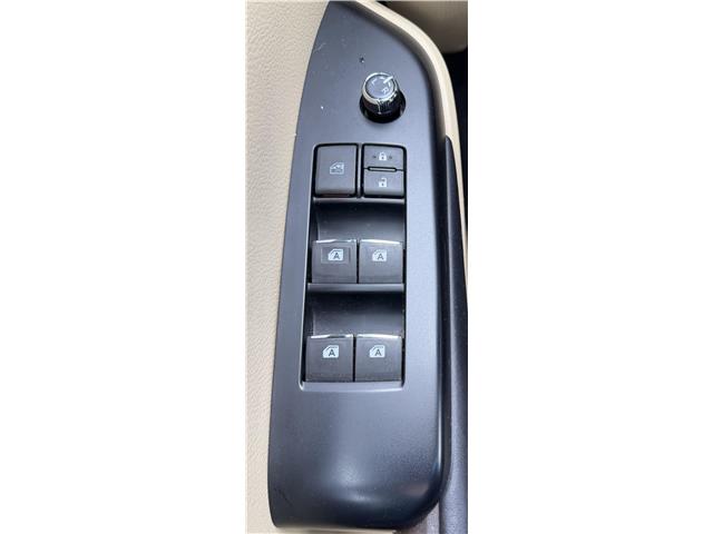 2017 Toyota Highlander  (Stk: 260273) in Ottawa Central - Image 20 of 32