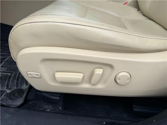 2017 Toyota Highlander  (Stk: 260273) in Ottawa Central - Image 25 of 32