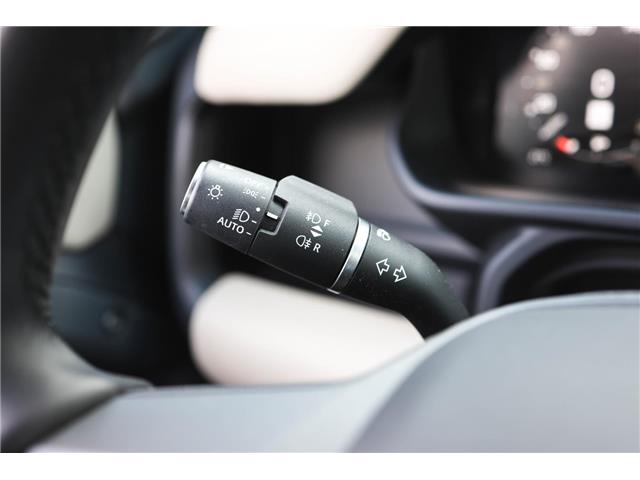 2024 Land Rover Defender P400 X-Dynamic SE (Stk: TL70016) in London - Image 25 of 42