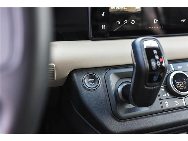 2024 Land Rover Defender P400 X-Dynamic SE (Stk: TL70016) in London - Image 27 of 42