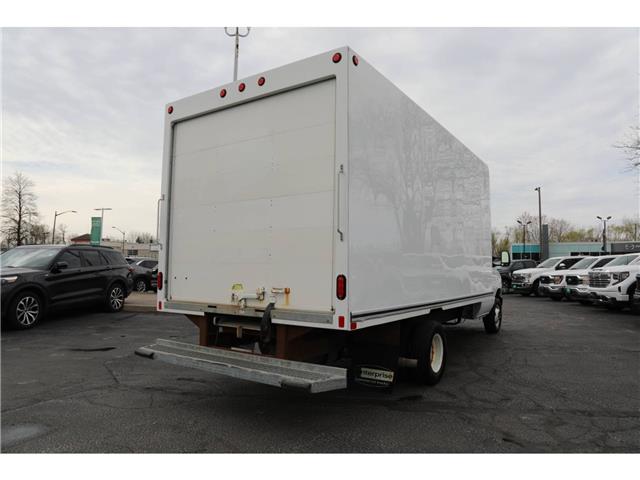 2024 Ford E-450 Cutaway Base (Stk: PR19125A) in Windsor - Image 7 of 24