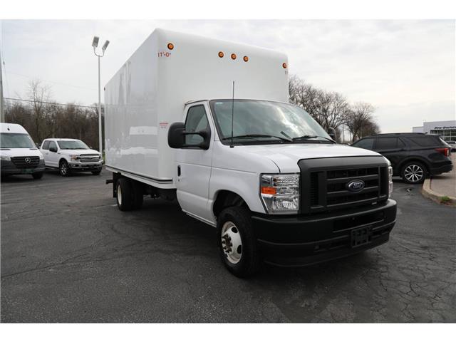2024 Ford E-450 Cutaway Base (Stk: PR19125A) in Windsor - Image 10 of 24