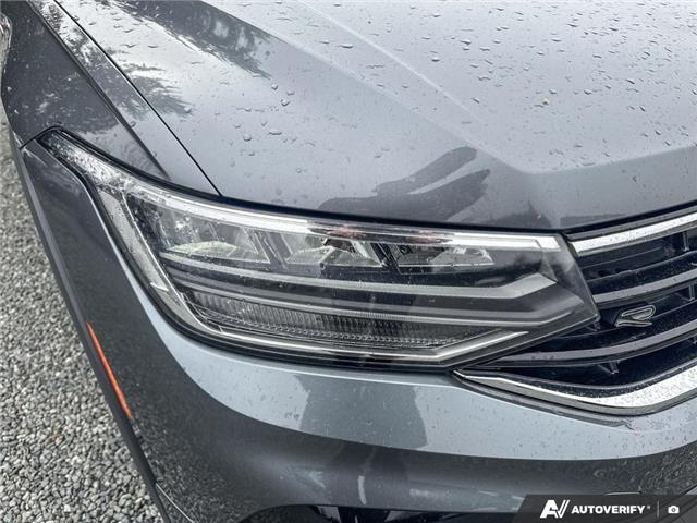 2022 Volkswagen Tiguan Comfortline R-Line Black Edition (Stk: TT113272A) in Courtenay - Image 7 of 16