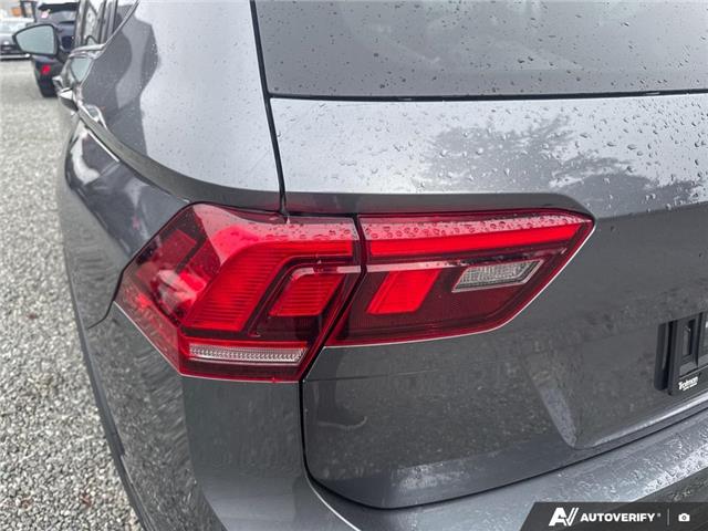 2022 Volkswagen Tiguan Comfortline R-Line Black Edition (Stk: TT113272A) in Courtenay - Image 9 of 16