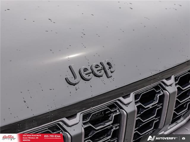 2026 Jeep Grand Cherokee Base (Stk: 26183) in Essex-Windsor - Image 9 of 27
