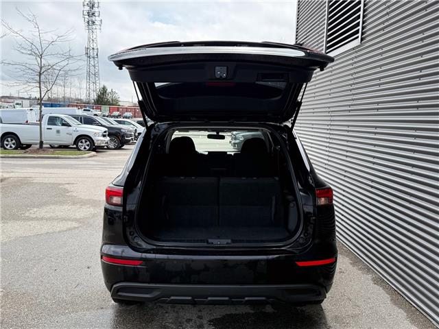 2024 Mitsubishi Outlander ES (Stk: U11137) in London - Image 6 of 25