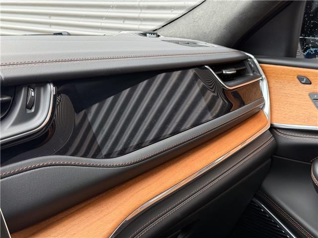 2023 Jeep Grand Cherokee Summit (Stk: U11142) in London - Image 21 of 31