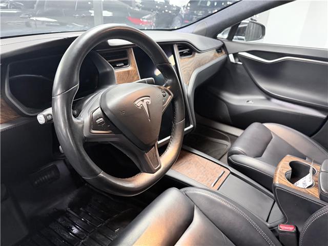 2020 Tesla Model S Long Range Plus (Stk: N5956) in Saint-Eustache - Image 11 of 23