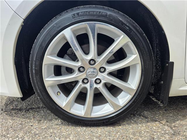 2015 Toyota Avalon Limited (Stk: 2604159) in Waterloo - Image 10 of 28