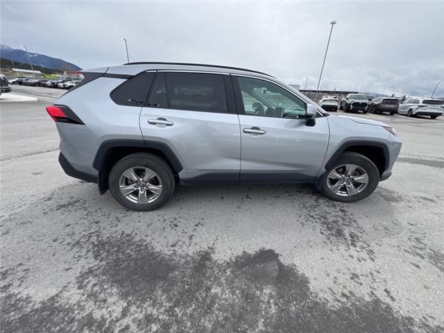 2024 Toyota RAV4 Hybrid XLE (Stk: 3040092A) in Cranbrook - Image 6 of 19