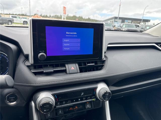 2024 Toyota RAV4 Hybrid XLE (Stk: 3040092A) in Cranbrook - Image 15 of 19