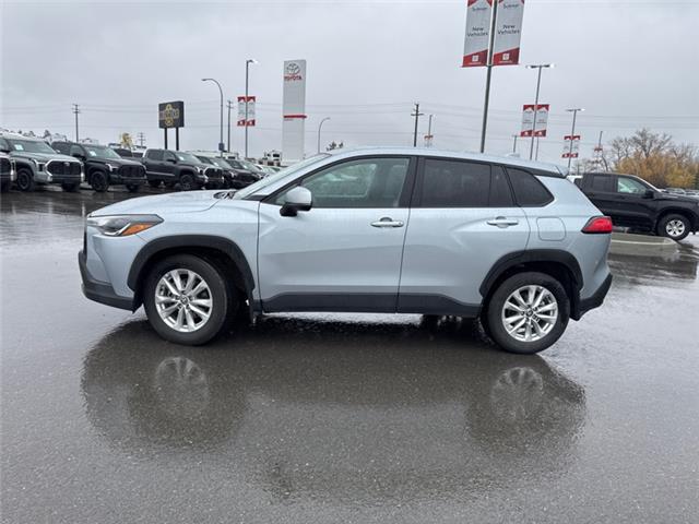 2024 Toyota Corolla Cross LE (Stk: V081964K) in Cranbrook - Image 2 of 20