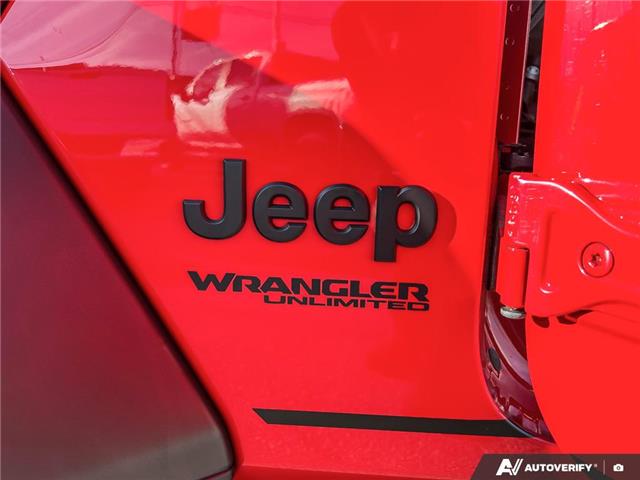 2022 Jeep Wrangler Unlimited Sport (Stk: P220518) in Grimsby - Image 9 of 25