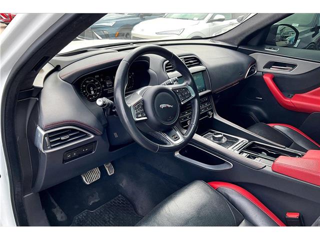 2020 Jaguar F-PACE S (Stk: 35961UB) in Calgary - Image 13 of 35
