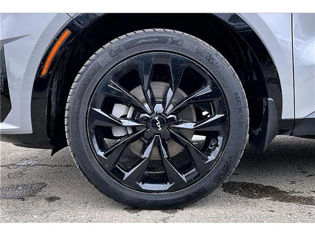 2022 Kia Sorento 2.5T SX w/Black Leather (Stk: 06771U) in Calgary - Image 8 of 35