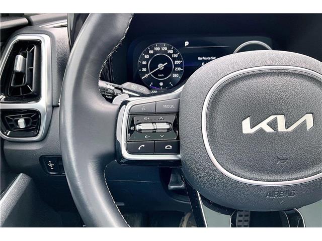 2022 Kia Sorento 2.5T SX w/Black Leather (Stk: 06771U) in Calgary - Image 20 of 35