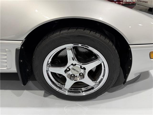 1996 Chevrolet Corvette C4 Convertible (Stk: 113570) in Watford - Image 22 of 38