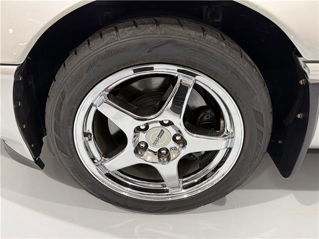1996 Chevrolet Corvette C4 Convertible (Stk: 113570) in Watford - Image 23 of 38