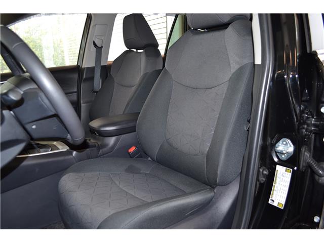 2024 Toyota RAV4 XLE (Stk: 26757A) in Kingston - Image 8 of 10