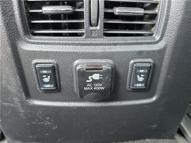 2018 Nissan Titan SV Midnight Edition in Saskatoon - Image 14 of 16