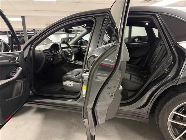 2022 Porsche Macan Base (Stk: A9213) in Saint-Eustache - Image 9 of 31