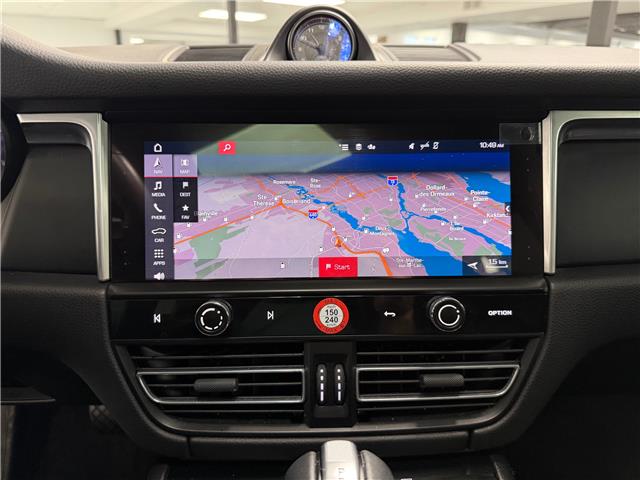 2022 Porsche Macan Base (Stk: A9213) in Saint-Eustache - Image 21 of 31