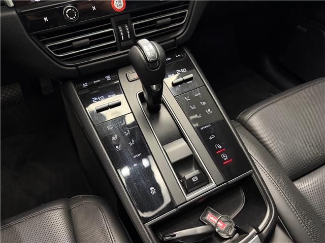 2022 Porsche Macan Base (Stk: A9213) in Saint-Eustache - Image 25 of 31