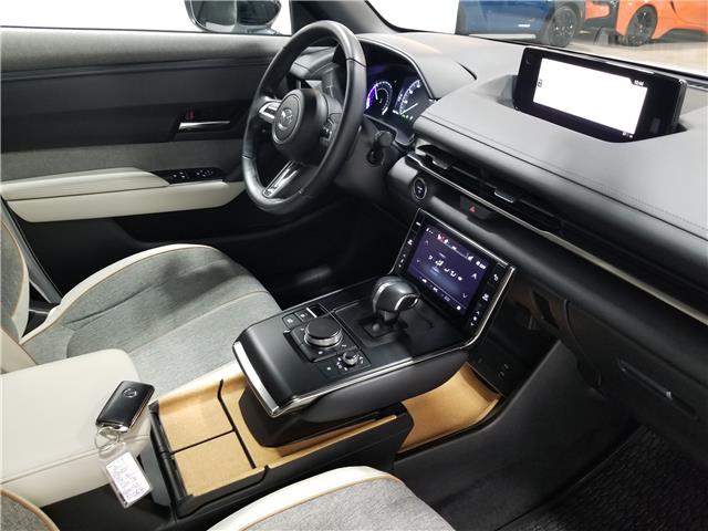 2022 Mazda MX-30 EV GT (Stk: W5047) in Mississauga - Image 26 of 27 2022 Mazda MX-30 EV GT (Stk: W5047) in Mississauga - Image 26 of 27