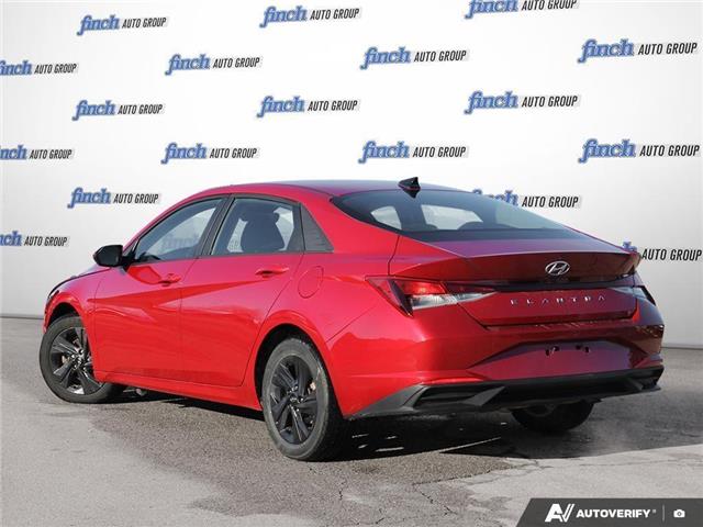 2023 Hyundai Elantra Preferred w/Tech Package (Stk: 109628) in London - Image 4 of 24