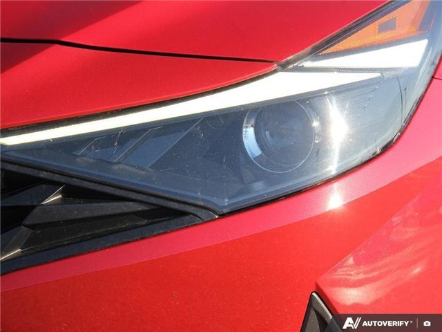 2023 Hyundai Elantra Preferred w/Tech Package (Stk: 109628) in London - Image 9 of 24