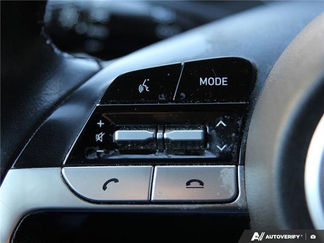 2023 Hyundai Elantra Preferred w/Tech Package (Stk: 109628) in London - Image 16 of 24